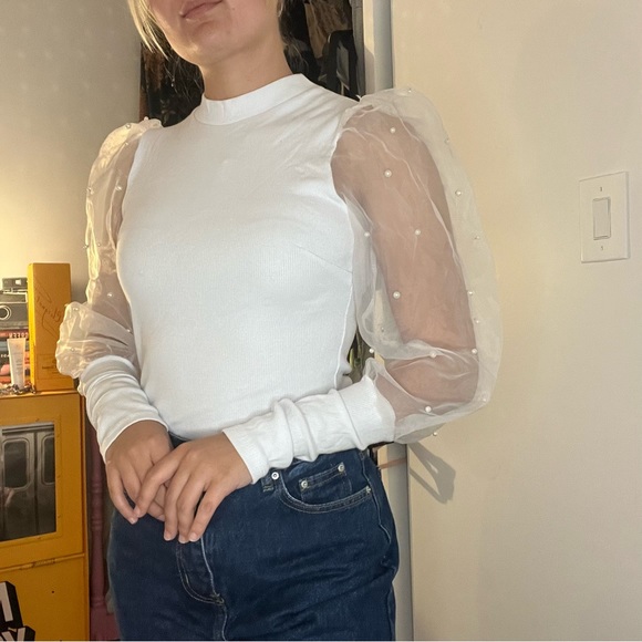 PRETTY LITTLE THING WHITE SHEER PEARL TOP - Picture 1 of 6